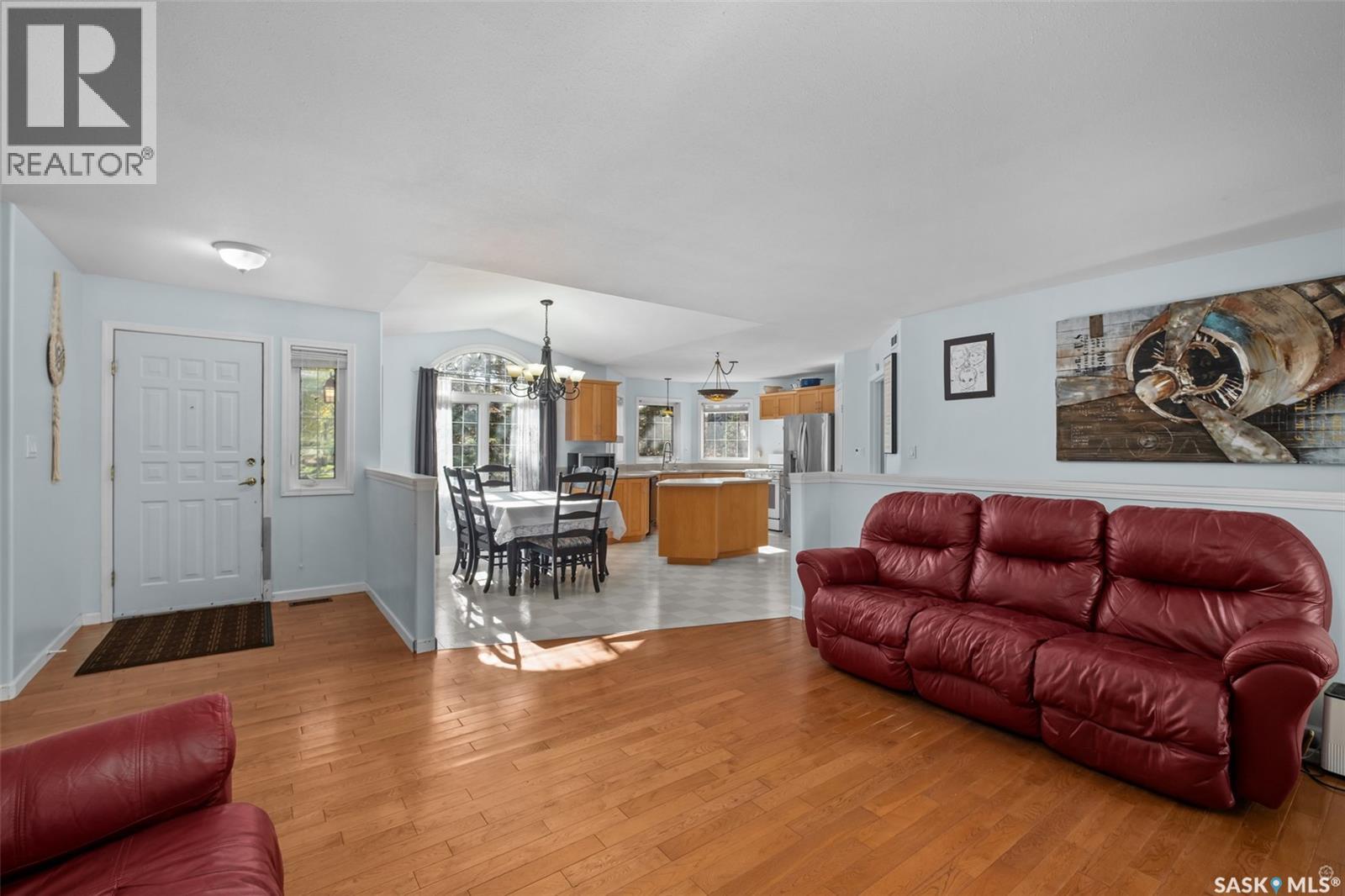 120 Luciuk LANE - Image 4
