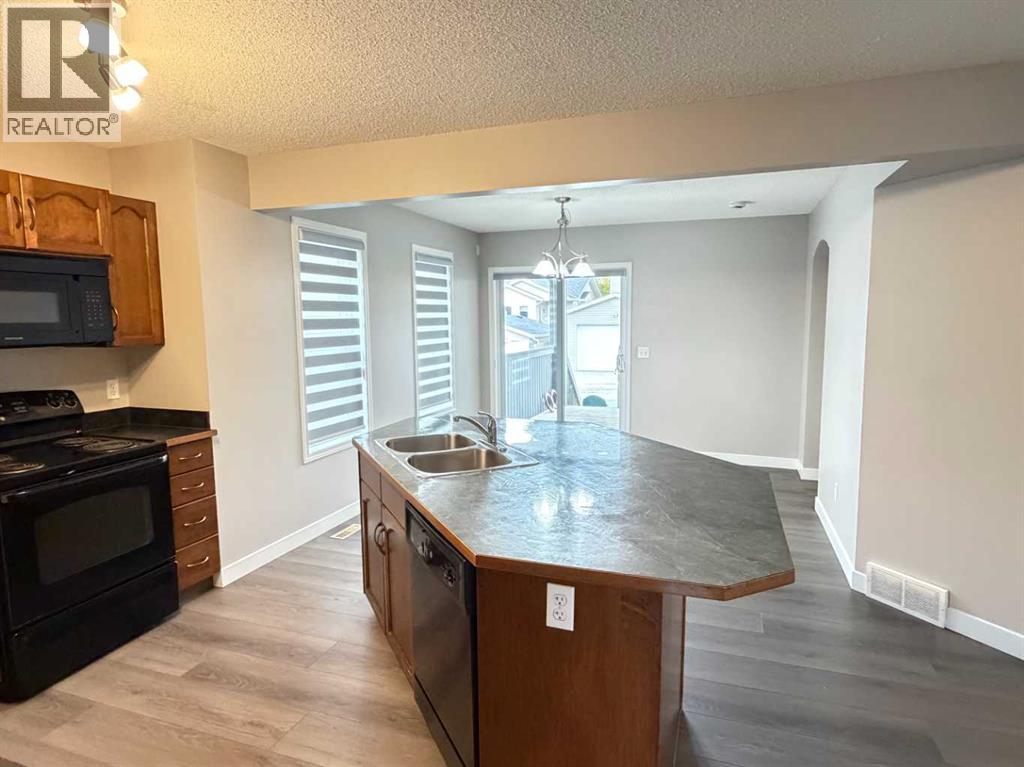 95 Panora Close NW, Calgary, Alberta, T3K0G4 — thumbnail 11