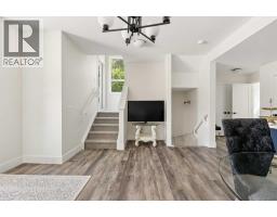 2851 12 Avenue SW, Calgary — photo 5