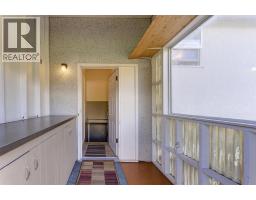 565 Dougall Road S, Kelowna, BC V1X3K2 Photo 24