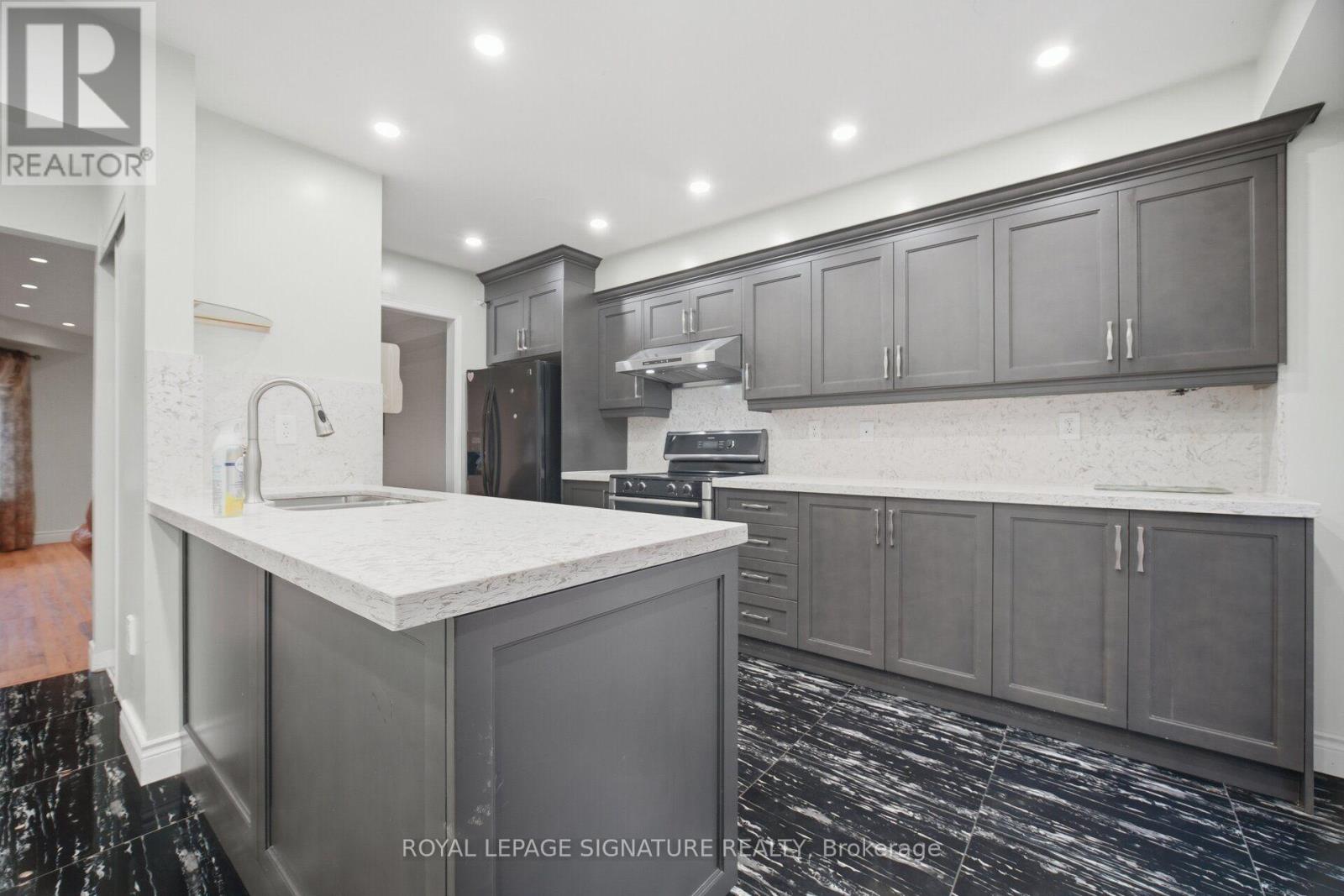 213 FERNFOREST DRIVE, Brampton (Sandringham-Wellington) — photo 10