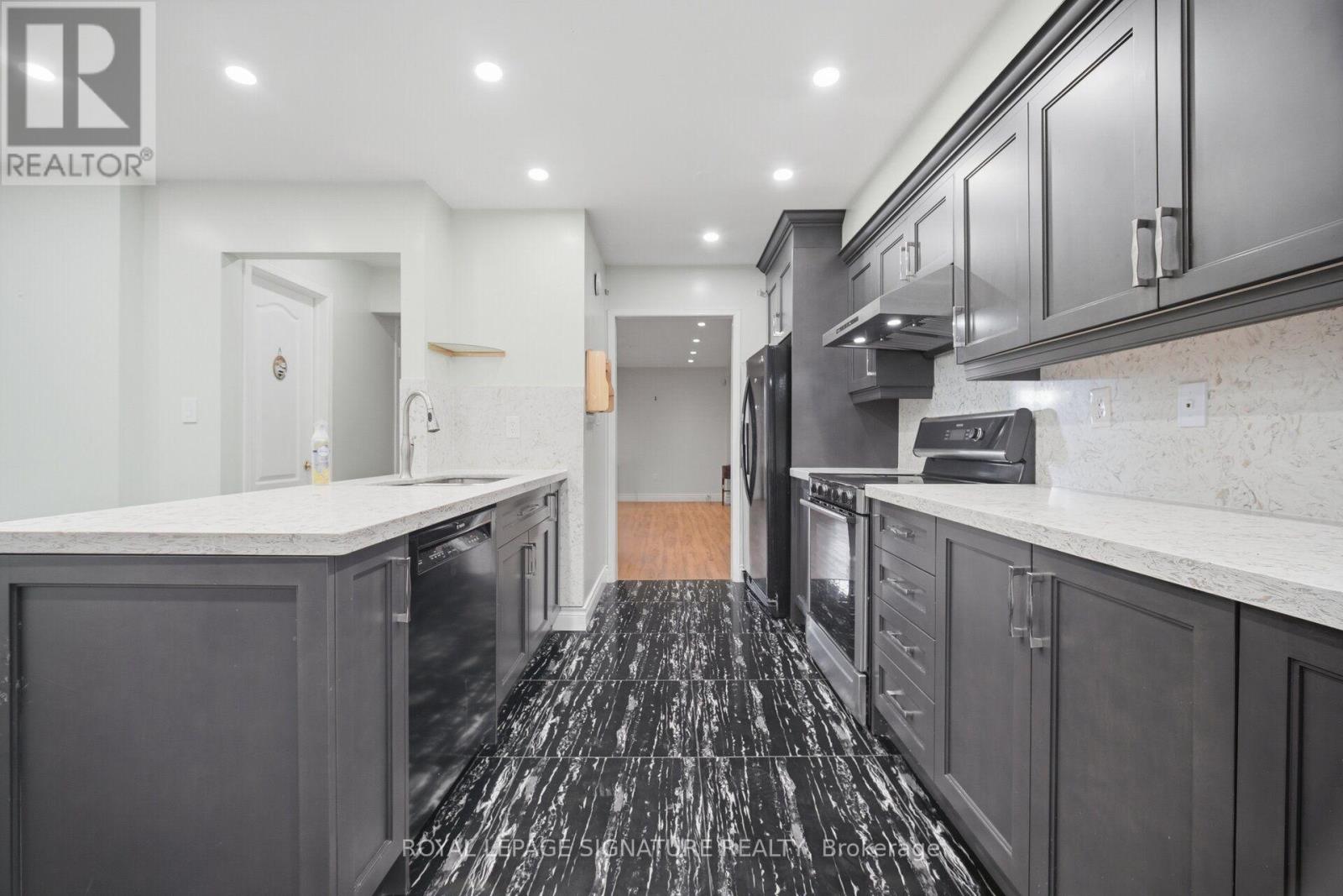 213 FERNFOREST DRIVE, Brampton (Sandringham-Wellington) — photo 11
