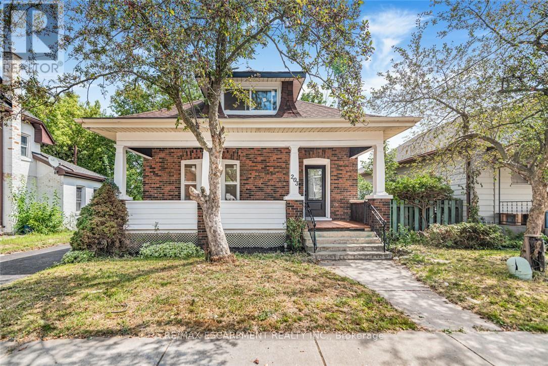 203 BROCK STREET - Image 36