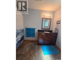 1201 Kingfisher Drive, Fur Lakes, SK S0J1X0 Photo 18