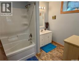 1201 Kingfisher Drive, Fur Lakes, SK S0J1X0 Photo 29