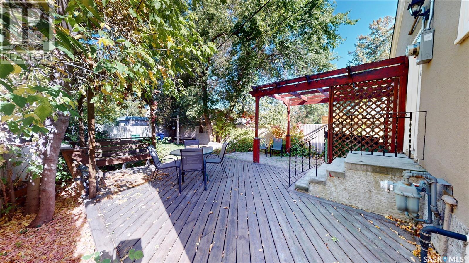 723 9th STREET E - 36