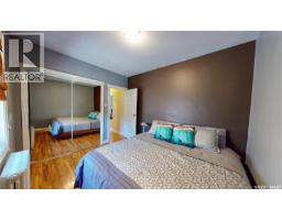 723 9th Street E, Saskatoon, SK S7H0M6 Photo 13