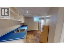 723 9th Street E, Saskatoon, SK S7H0M6 Photo 17
