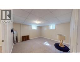 723 9th Street E, Saskatoon, SK S7H0M6 Photo 21