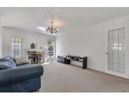 8648 140 Street, Surrey, BC V3W5L3 Photo 6