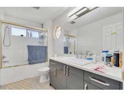 8648 140 Street, Surrey, BC V3W5L3 Photo 15