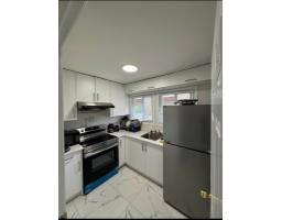 8648 140 Street, Surrey, BC V3W5L3 Photo 21