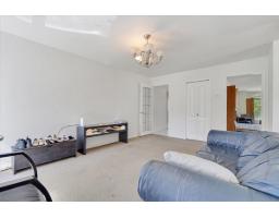 8648 140 Street, Surrey, BC V3W5L3 Photo 9