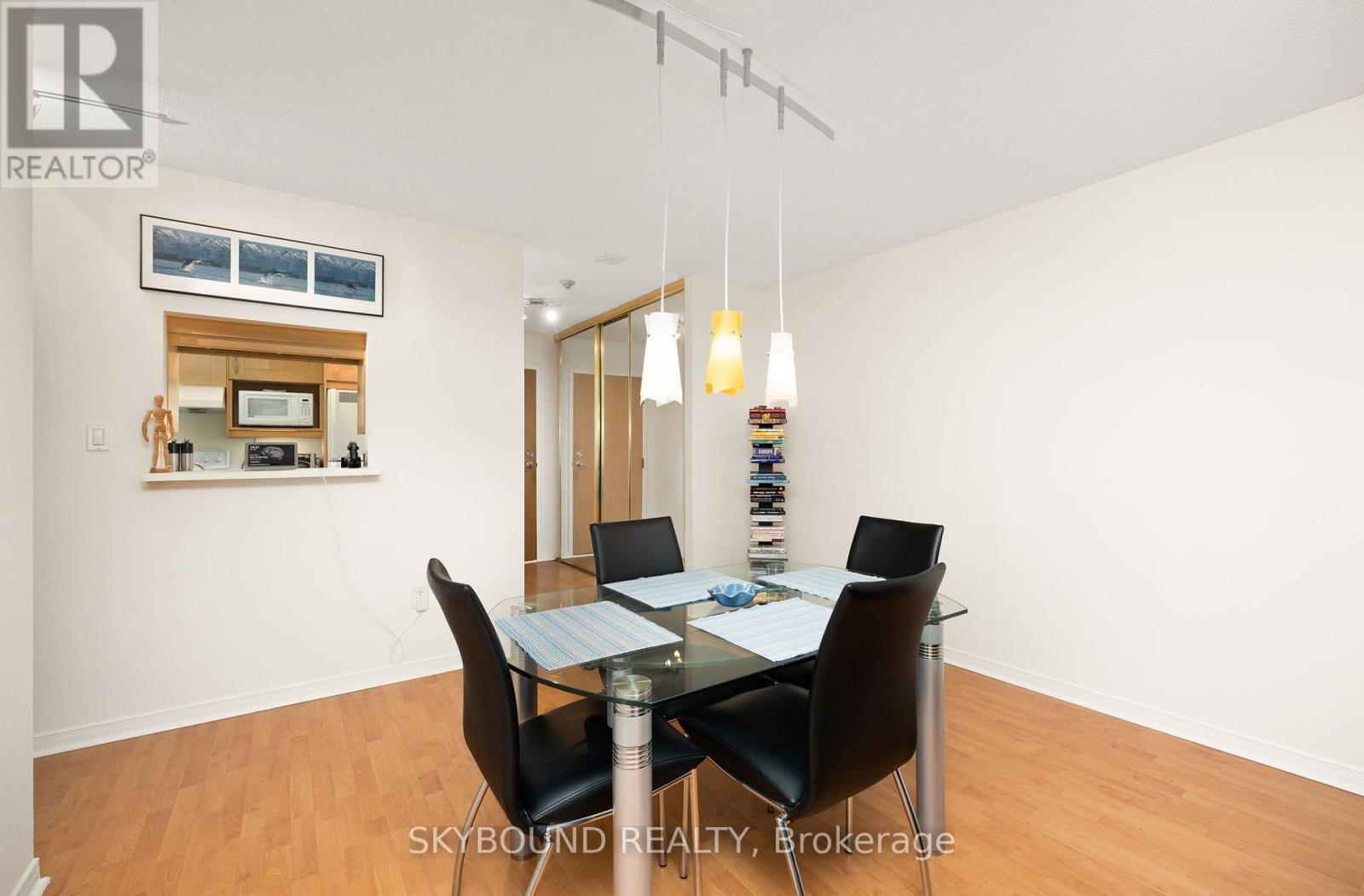 #2706 5 CONCORDE PLACE - 10