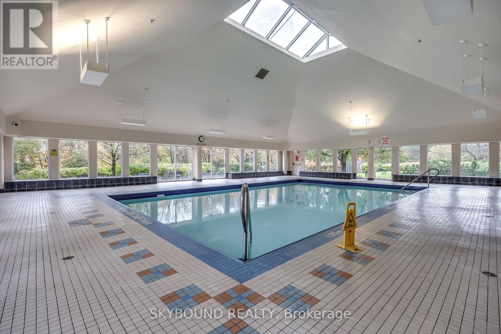 #2706 5 CONCORDE PLACE - Image 15