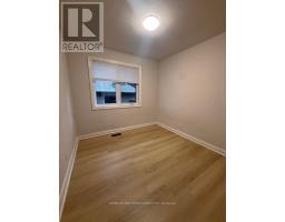 2 Yewfield Crescent, Toronto, ON M3B2Y5 Photo 7