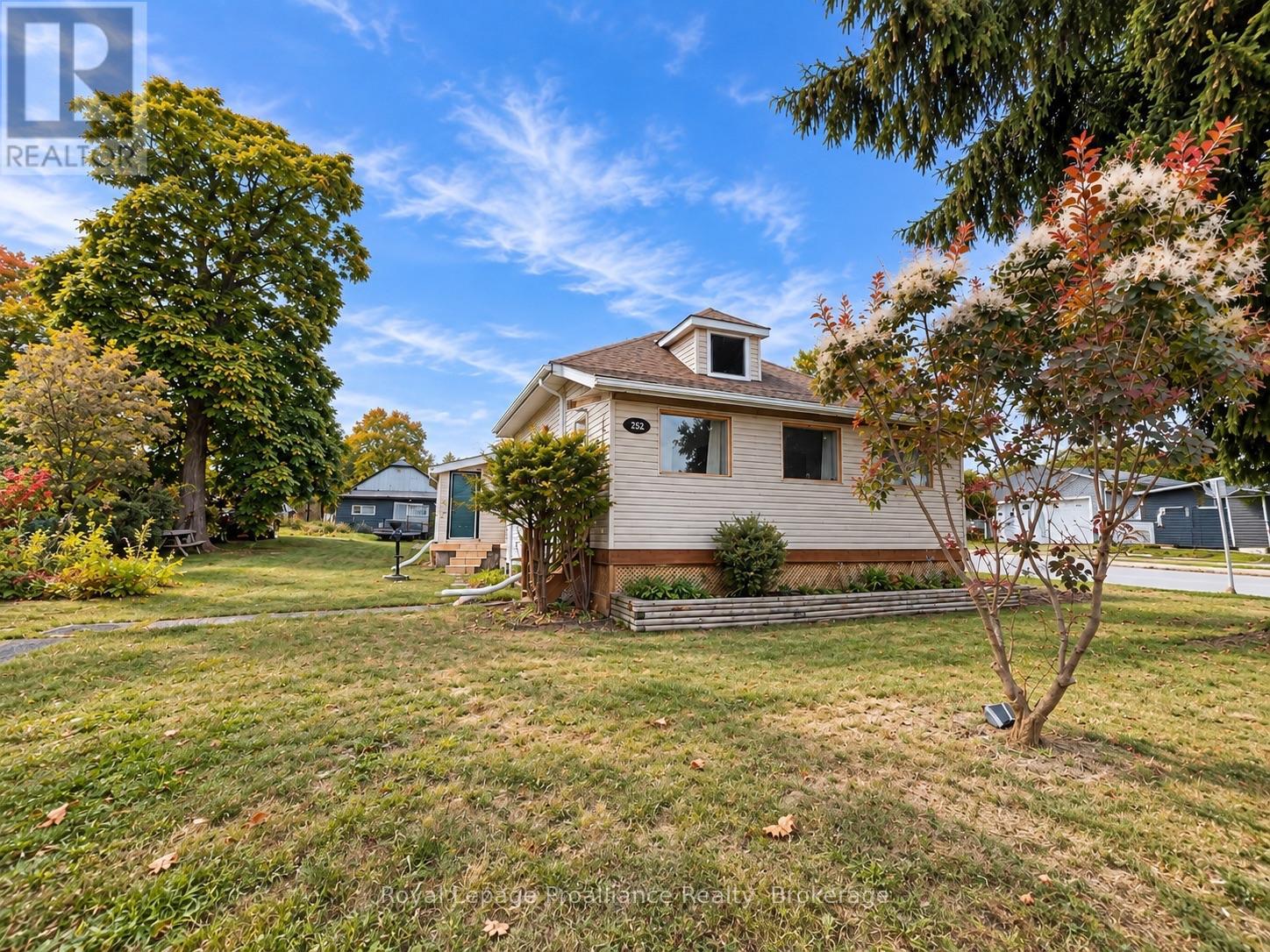 252 SIDNEY STREET - 1
