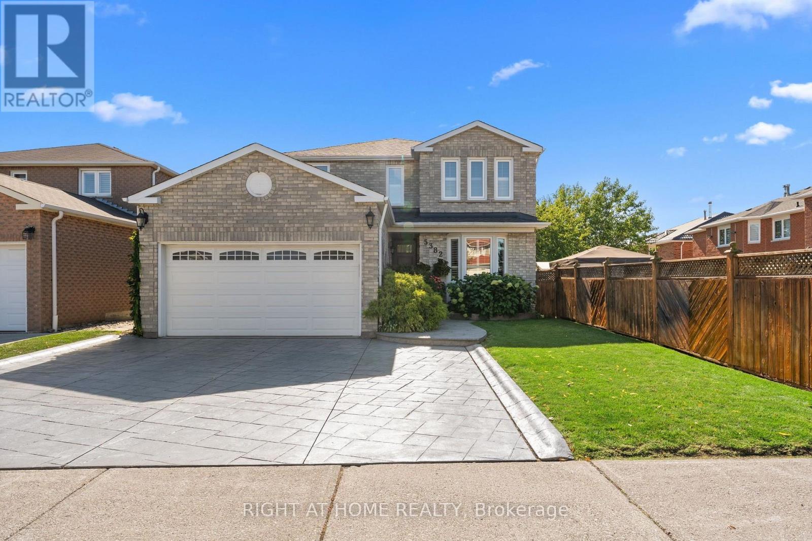 Photo of 5382 Huntingfield Drive