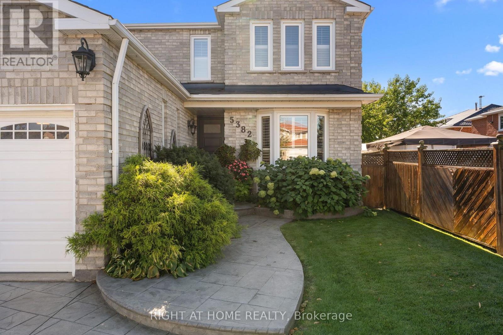 5382 HUNTINGFIELD DRIVE, Mississauga (Hurontario) — photo 2