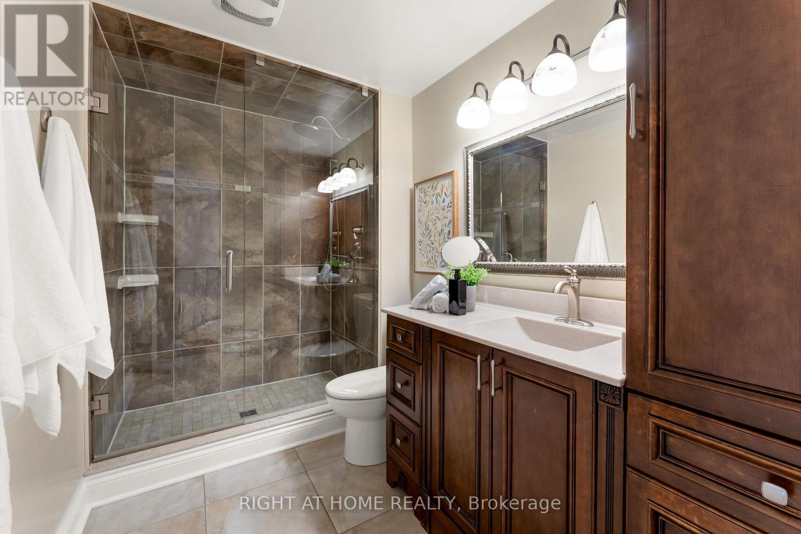 5382 Huntingfield Drive, Mississauga, ON photo 26