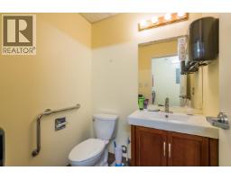 1877 Queensway, Prince George, BC V2L1L9 Photo 20