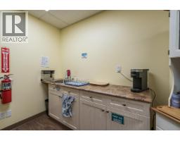 1877 Queensway, Prince George, BC V2L1L9 Photo 22