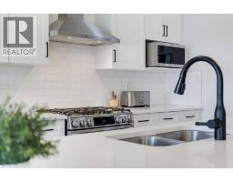 136 Sunrise Common - photo 11
