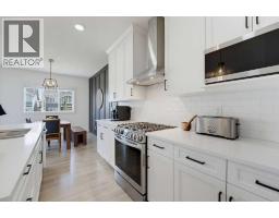 136 Sunrise Common - photo 7