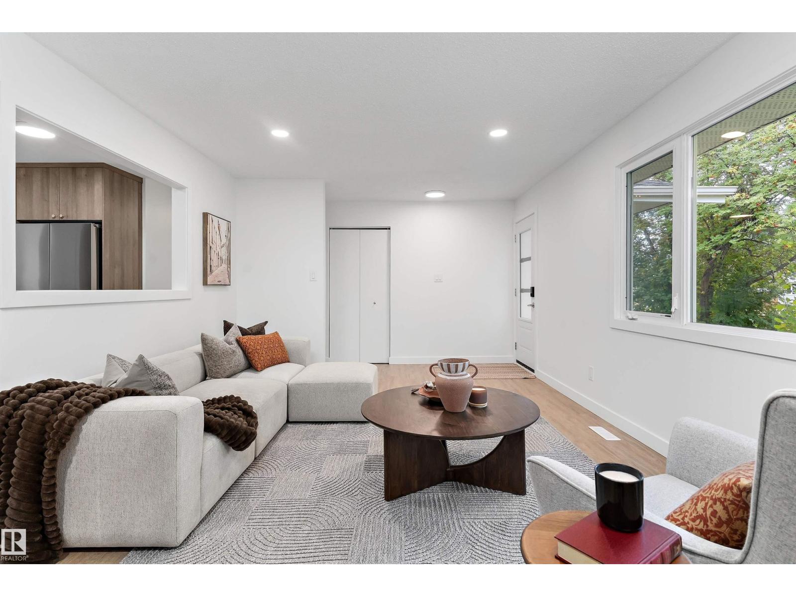 5 GLENBROOK BV - Image 14