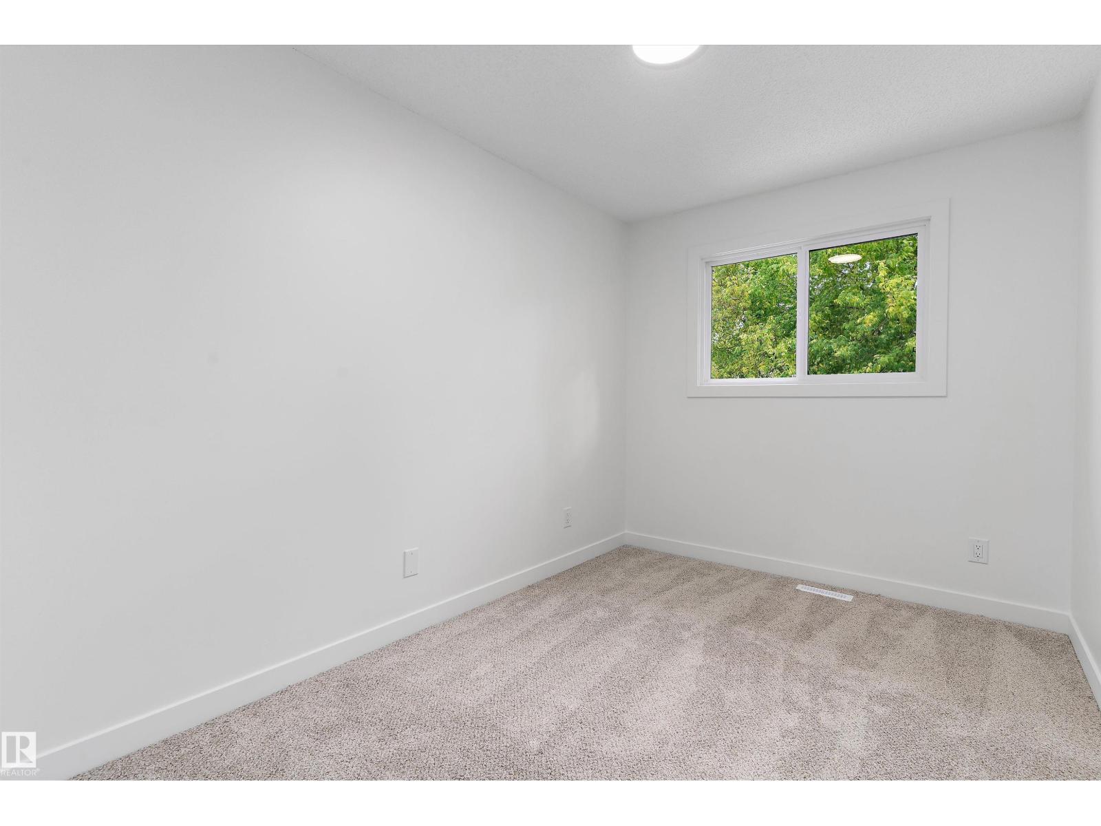 5 GLENBROOK BV - Image 19