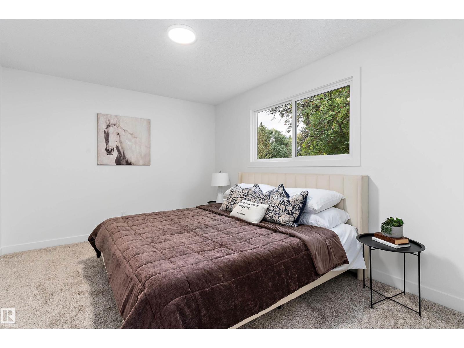 5 GLENBROOK BV - Image 25