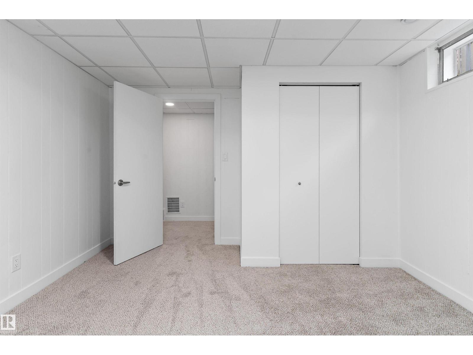 5 GLENBROOK BV - Image 29