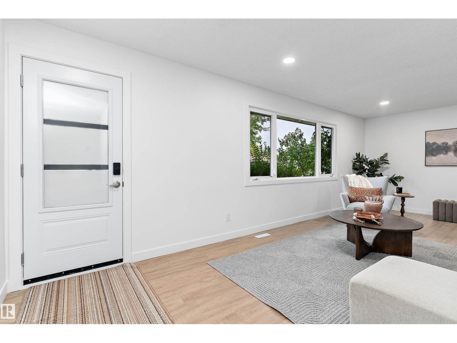 5 GLENBROOK BV - Image 3