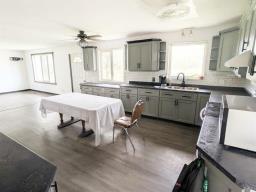 34088 41n Road, Blumenort, MB R0A0C1 Photo 8