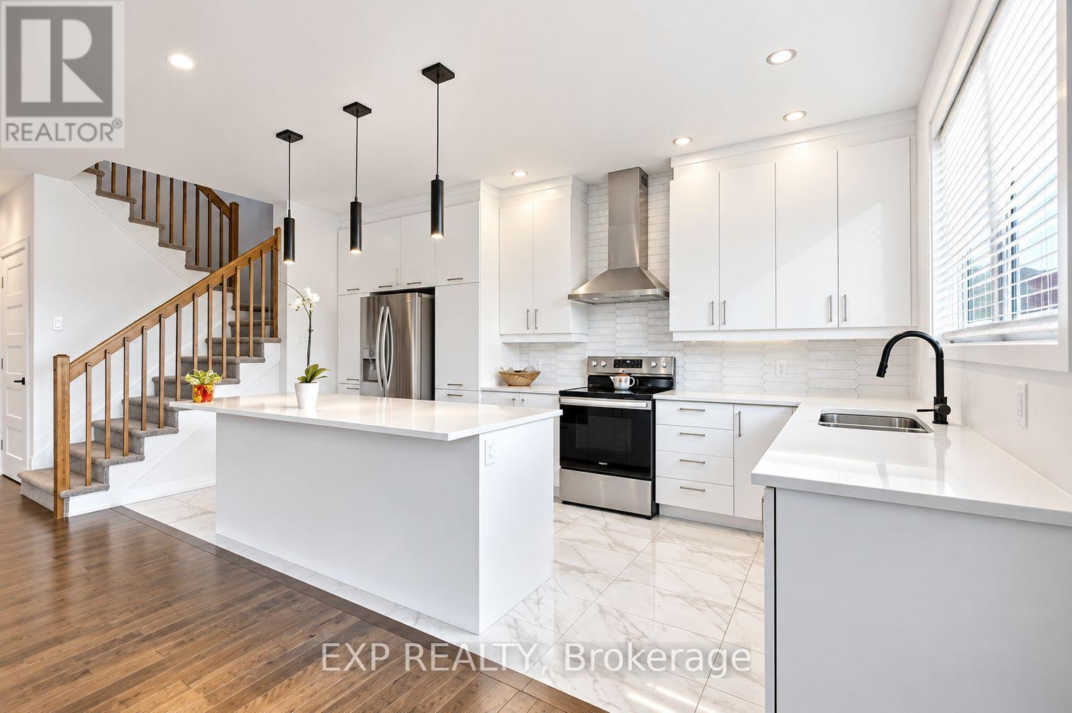 99 RUTILE STREET - 5