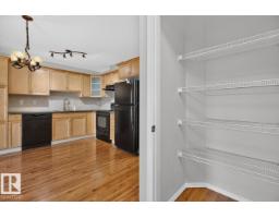#10 2816 34 Av Nw Nw, Edmonton, AB T6T2B4 Photo 13