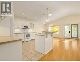 4pc Bathroom - 420 Mt Sunburst Crescent W, Lethbridge, AB T1K5T7 Photo 7