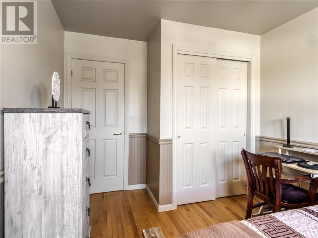 30 Fir St - Image 24