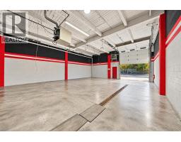 933a 48 Avenue Se, Calgary, AB T2G2A7 Photo 6