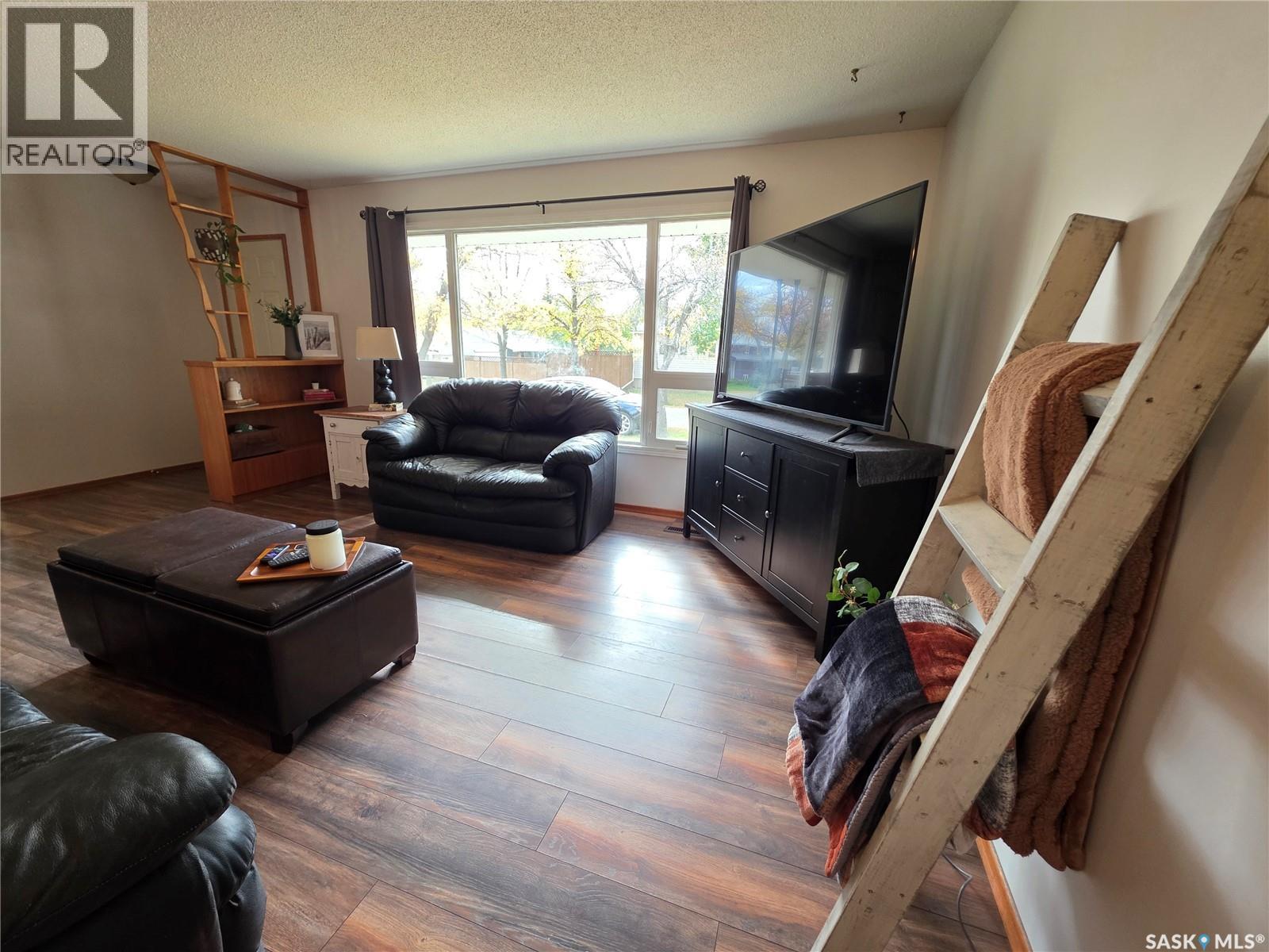 503 Thompson STREET, Herbert — photo 11