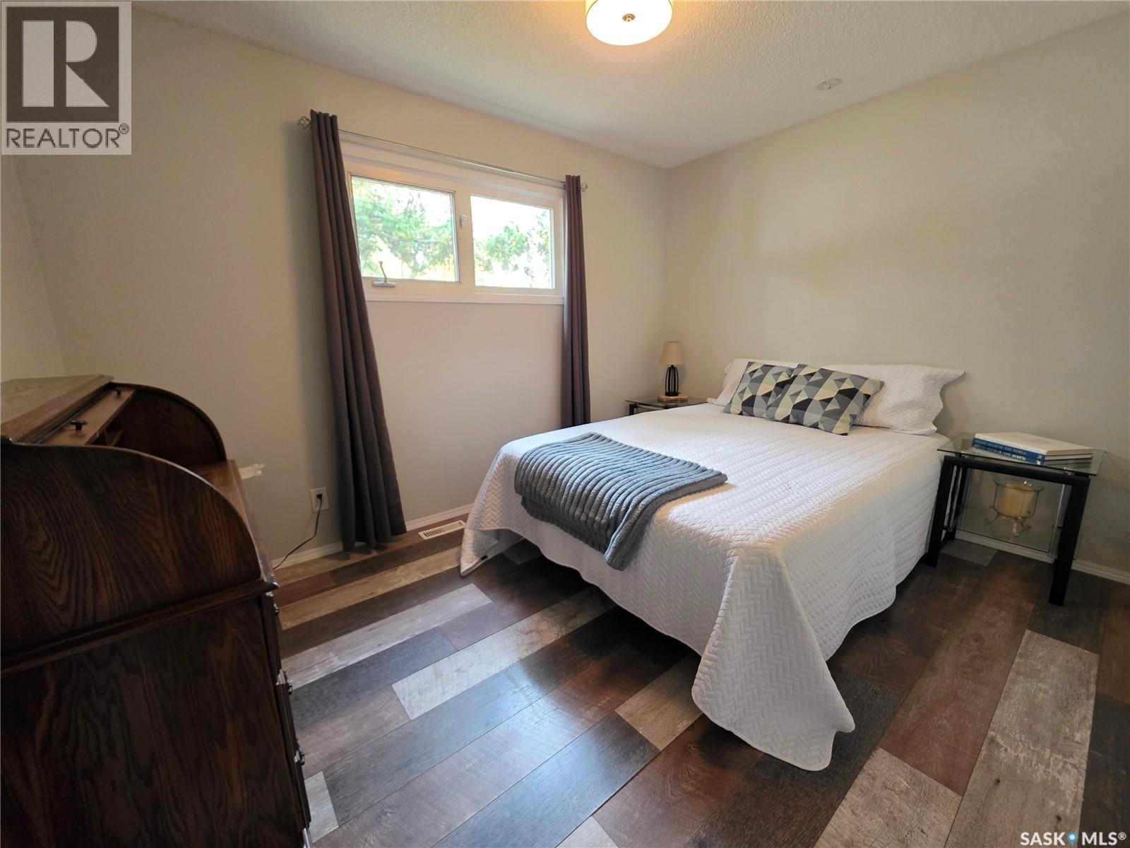 503 Thompson STREET, Herbert — photo 16