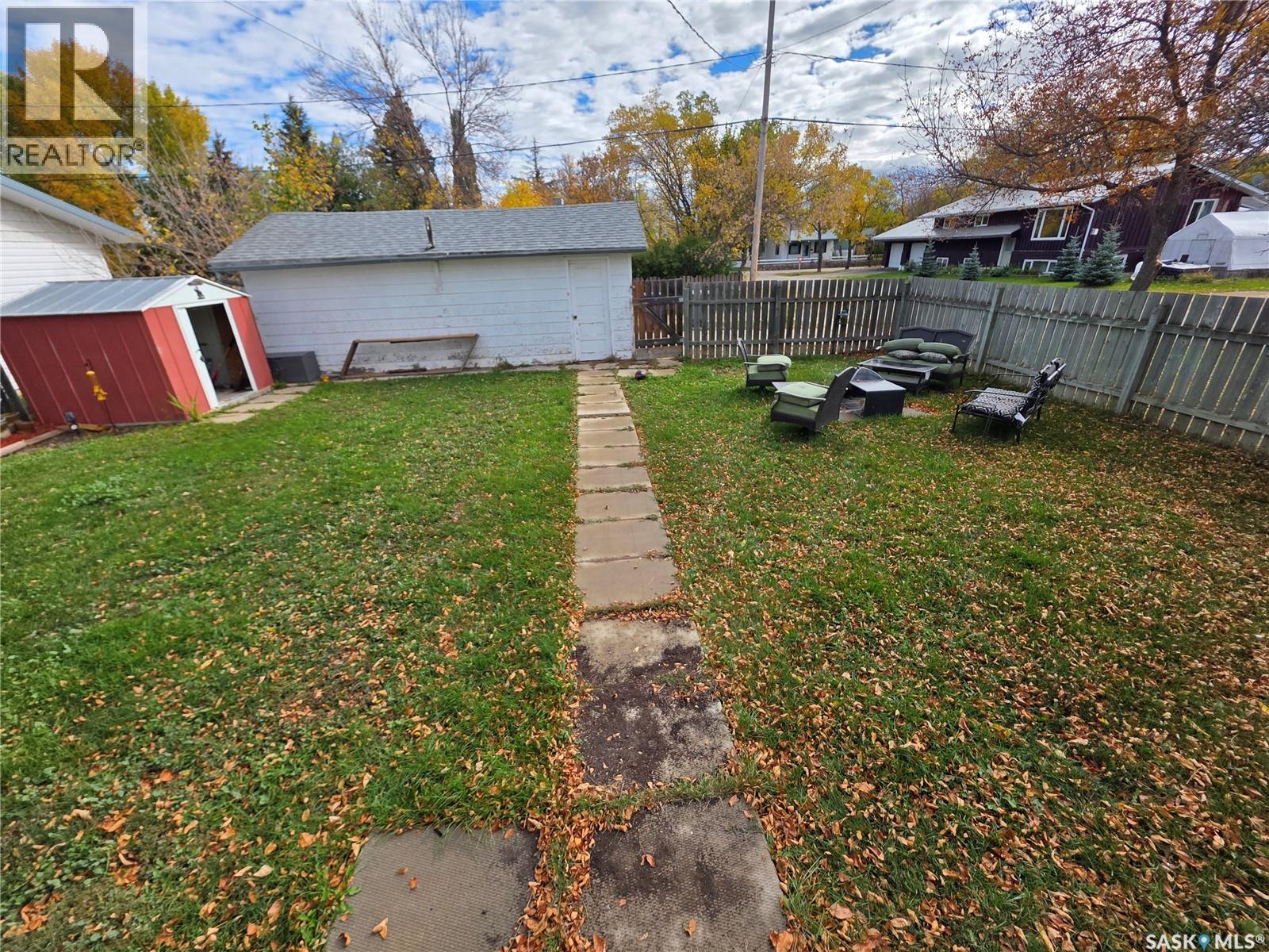 503 Thompson STREET, Herbert — photo 32