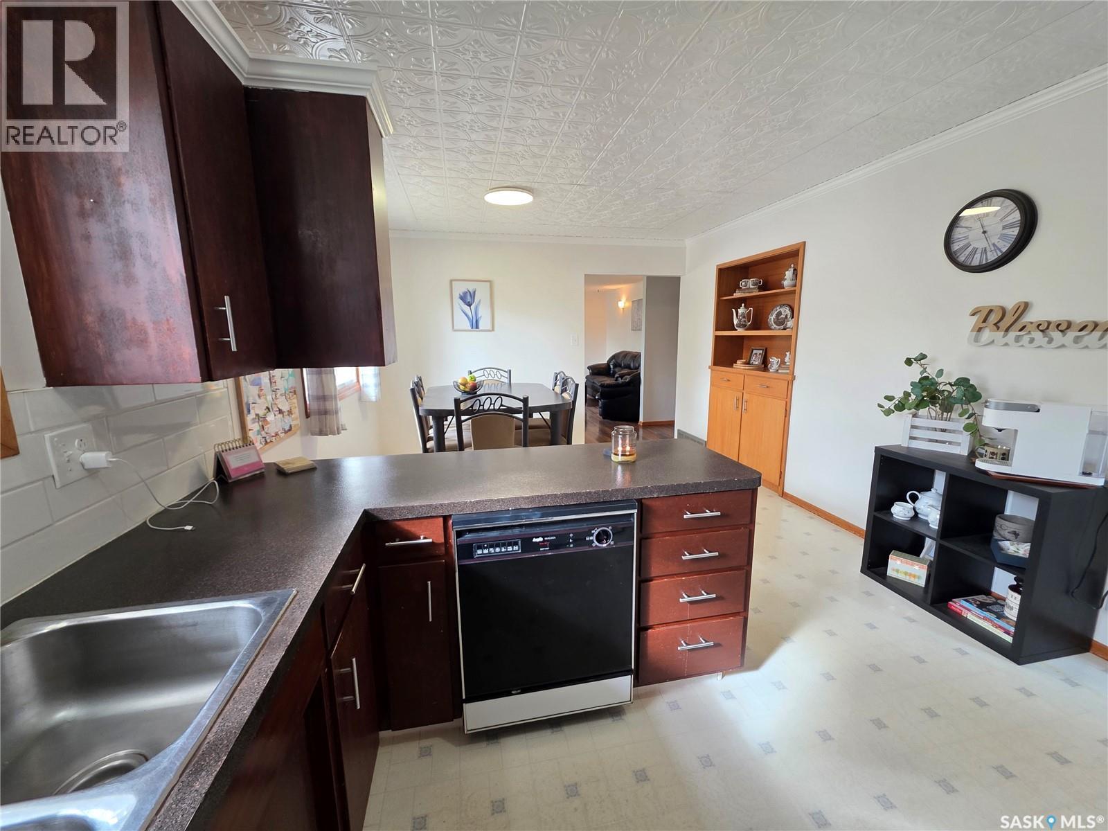 503 Thompson STREET, Herbert — photo 4