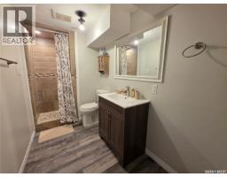 503 Thompson Street, Herbert, SK S0H2A0 Photo 25
