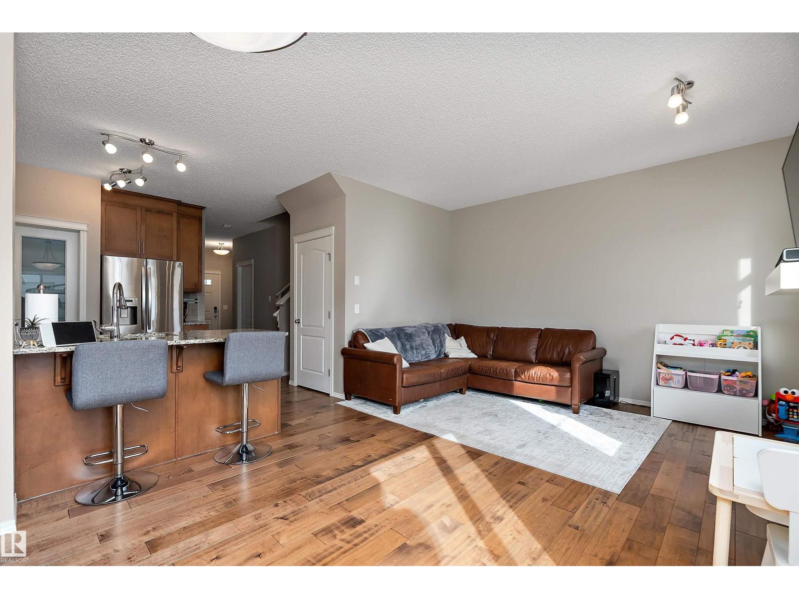 17005 120 ST NW - 22
