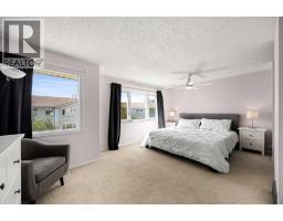 723 Queenston Terrace SE - photo 15