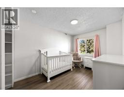 723 Queenston Terrace SE - photo 22