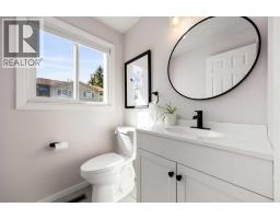 723 Queenston Terrace SE - photo 13