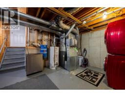 723 Queenston Terrace SE - photo 33