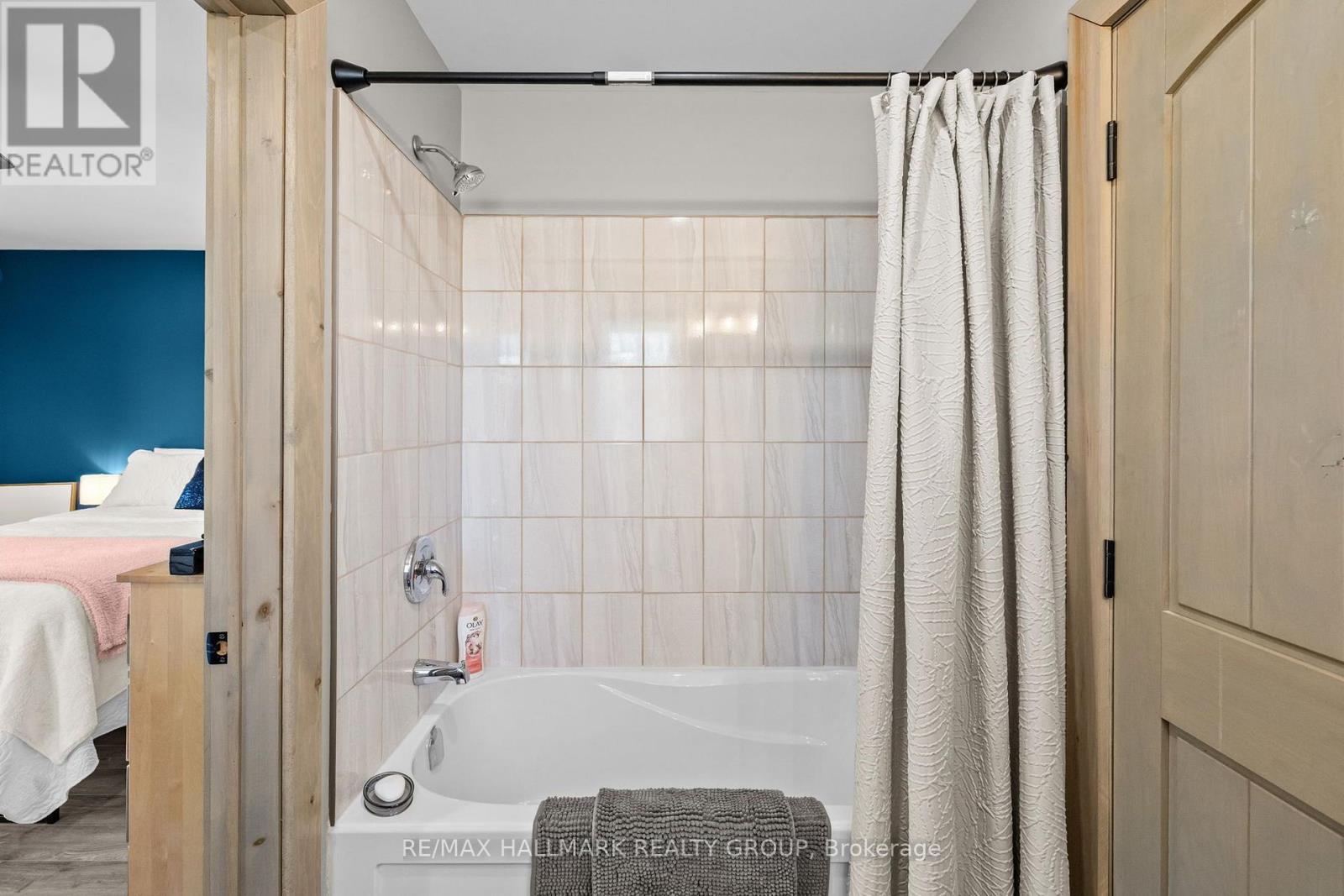 1016 CASTLEFORD ROAD - Image 18